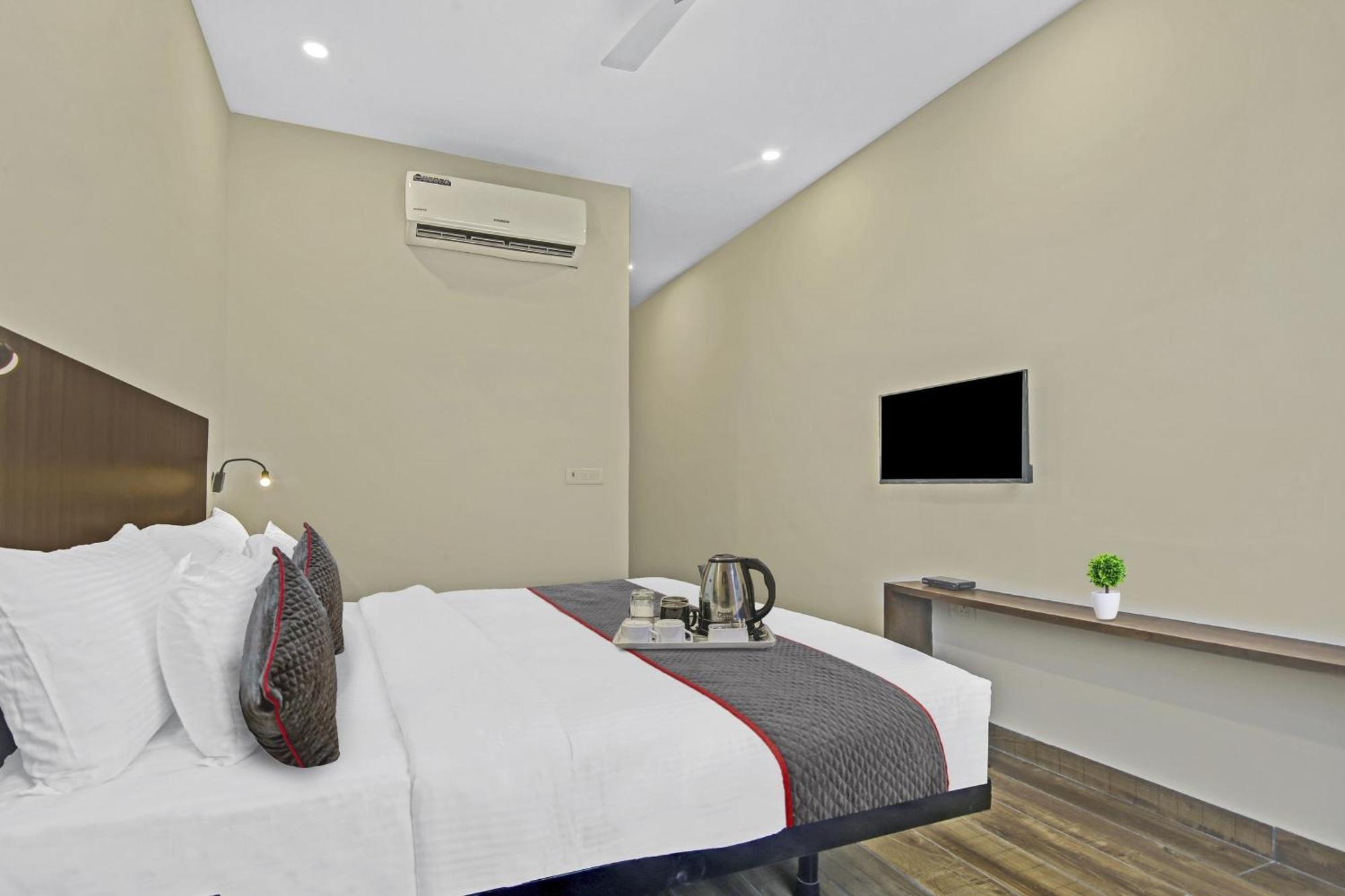 Hotel Admire Inn By F9 Hotels Ghaziabad Eksteriør bilde